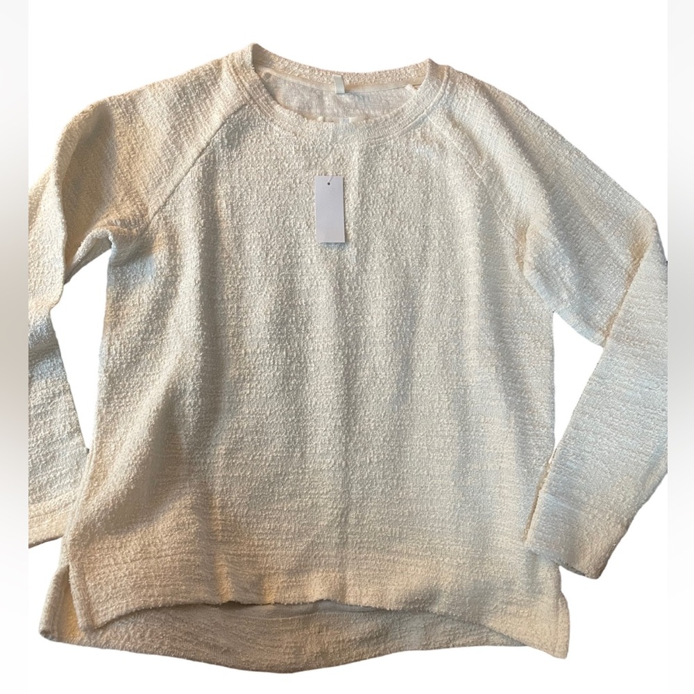 Lou and Grey for Loft Top! 329 - Picture 2 of 8